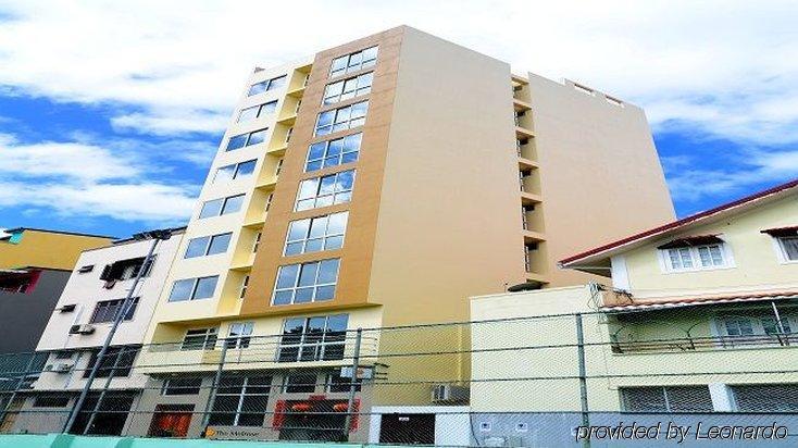 The Melrose Hotel Male Exterior photo